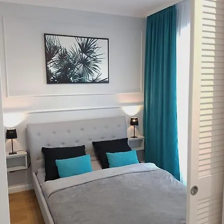 Apartament *
